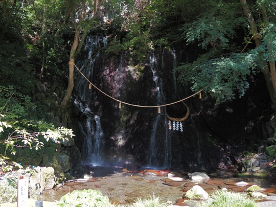Hien Waterfall