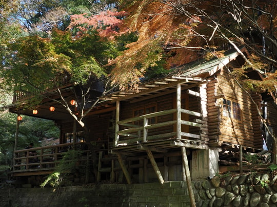 Tsukimachi Waterfall
