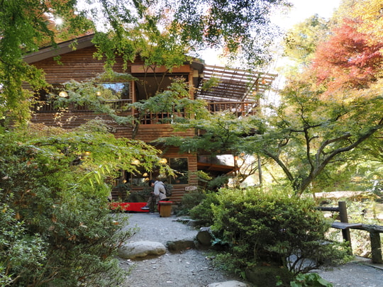Tsukimachi Waterfall