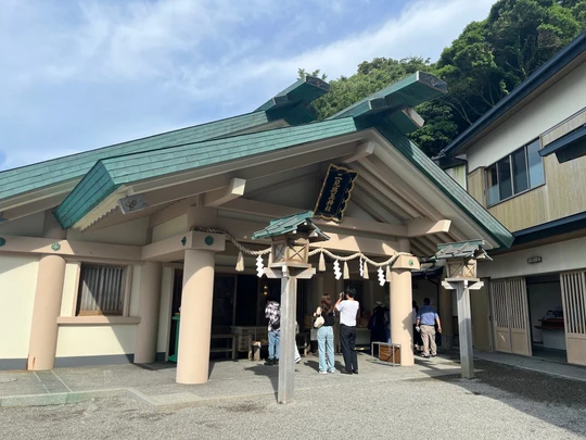 Futami Okitama Shrine