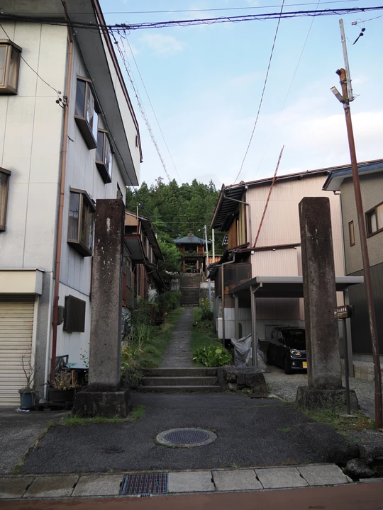 Higashiyama Promenade