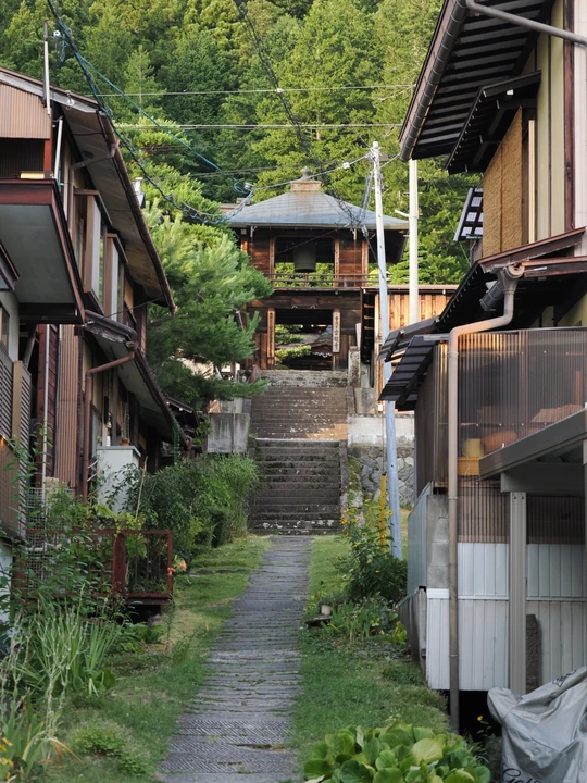 Higashiyama Promenade