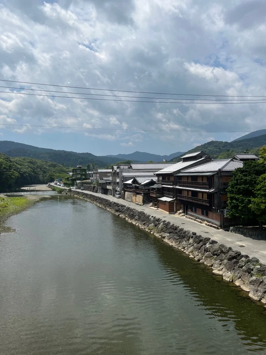 Isuzu River