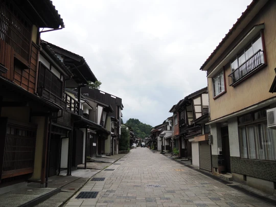 Suwamachi Street