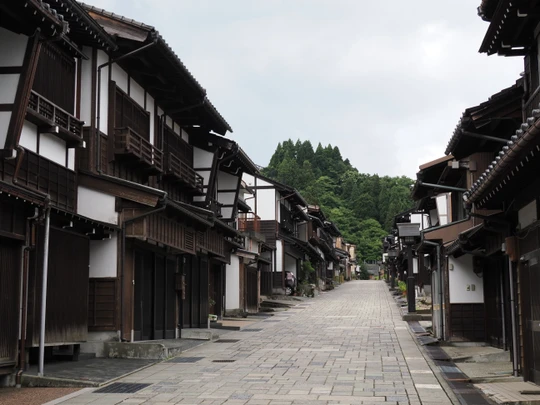 Suwamachi Street